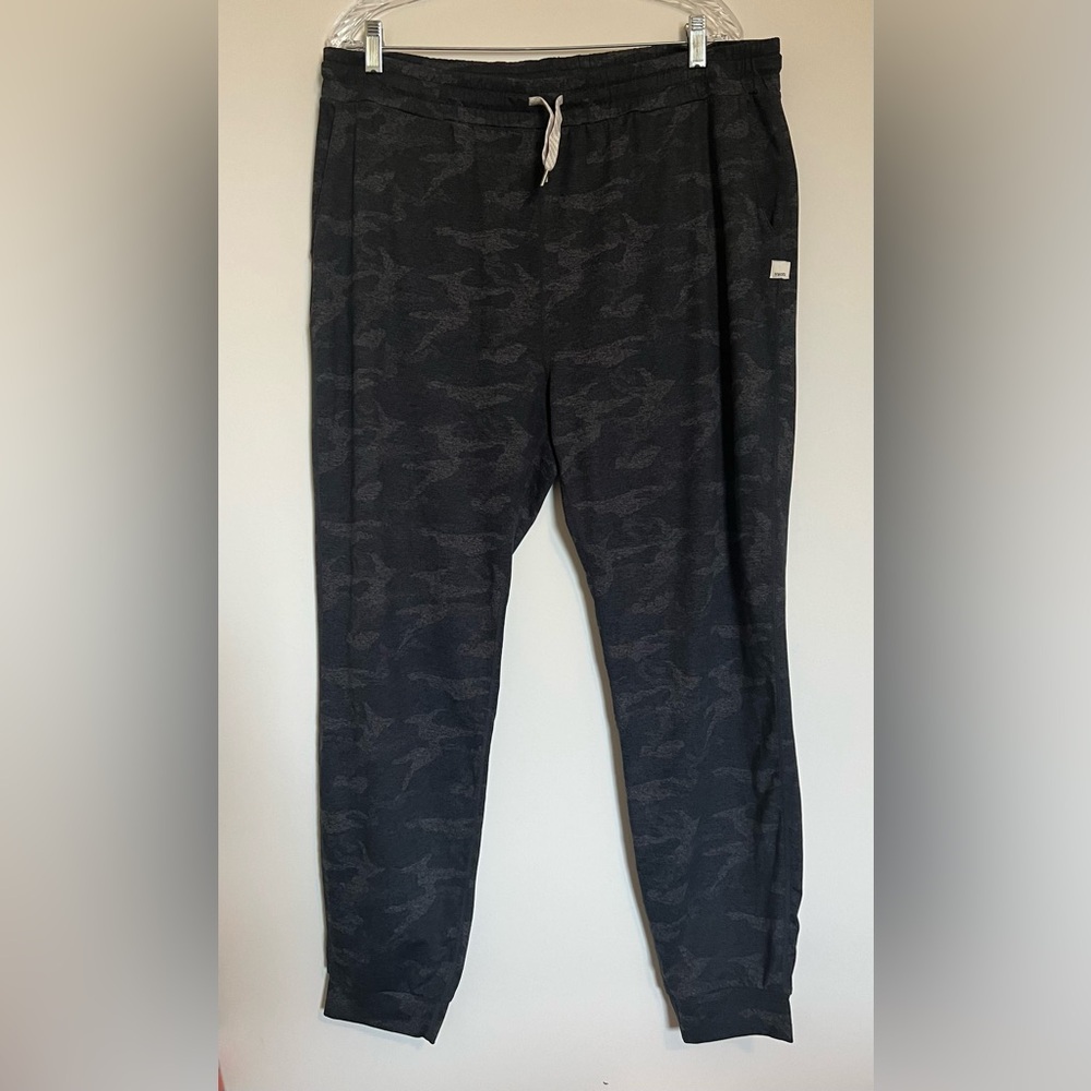 VUORI Performance Jogger Women's DreamKnit Charcoal Grey Camo XXL